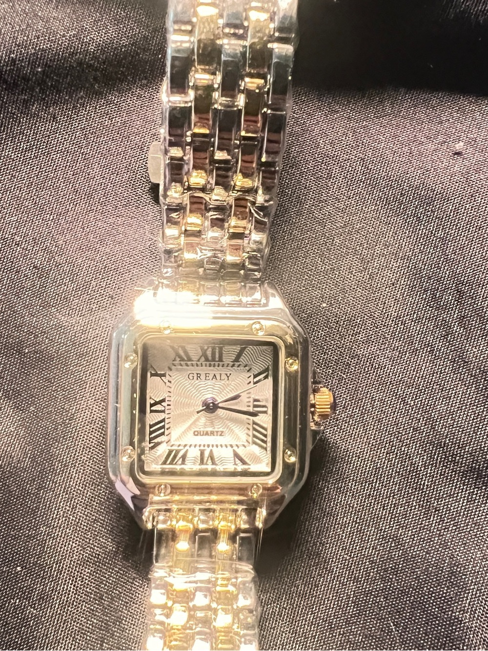 Grealy Two-Tone Square Face Quartz Watch - Gold & Silver
